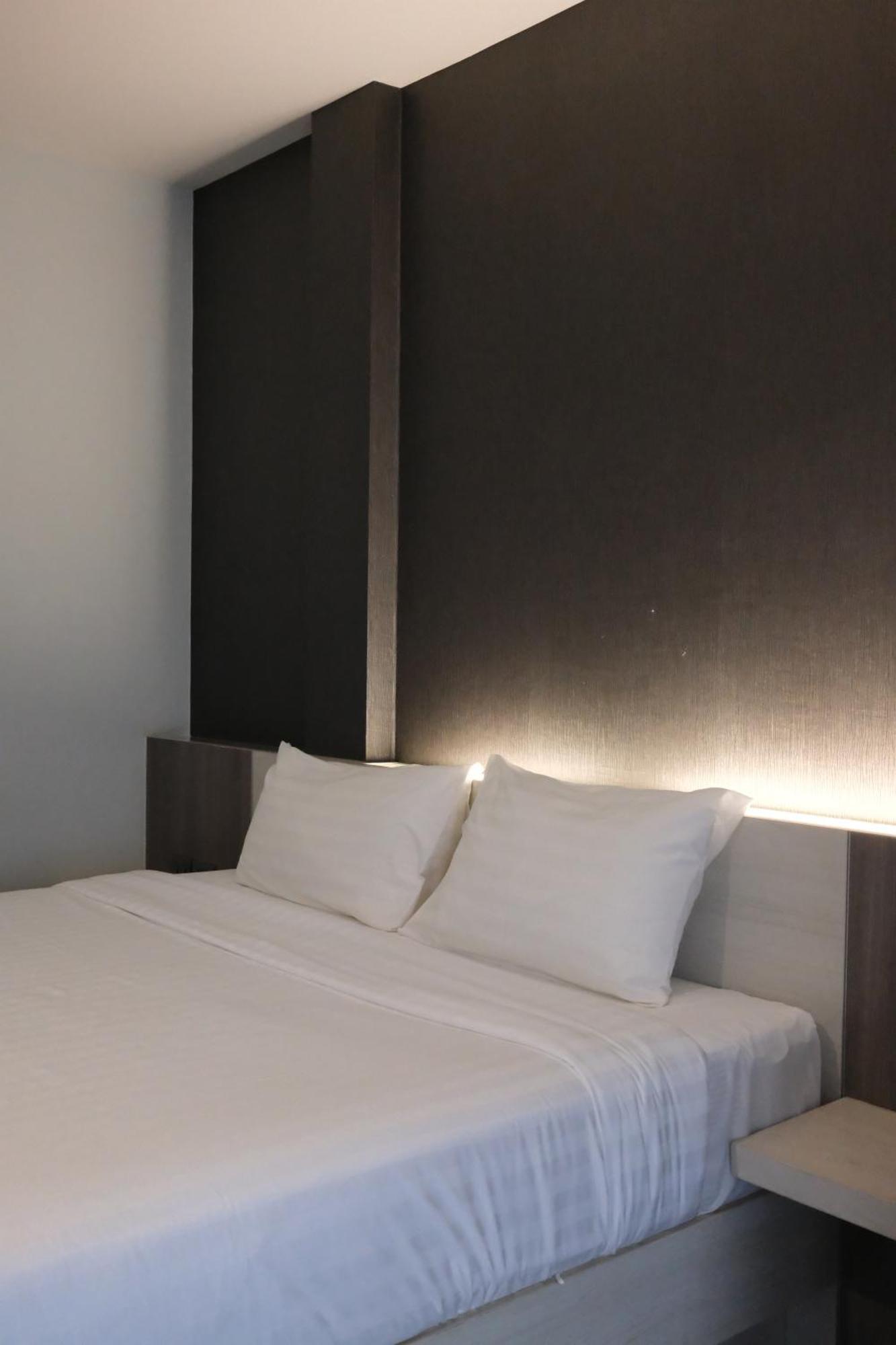 Socool Grand Hotel Nang Rong Bagian luar foto