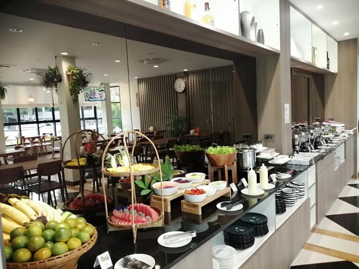 Socool Grand Hotel Nang Rong Bagian luar foto